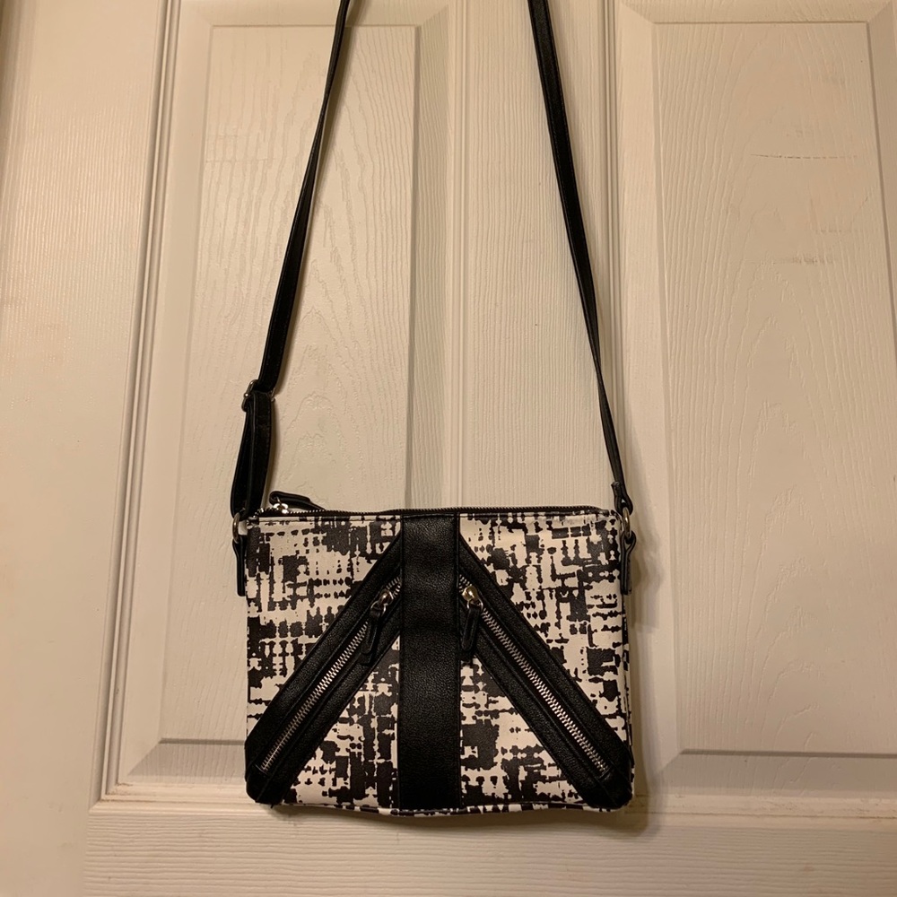 Geometric cross body bag